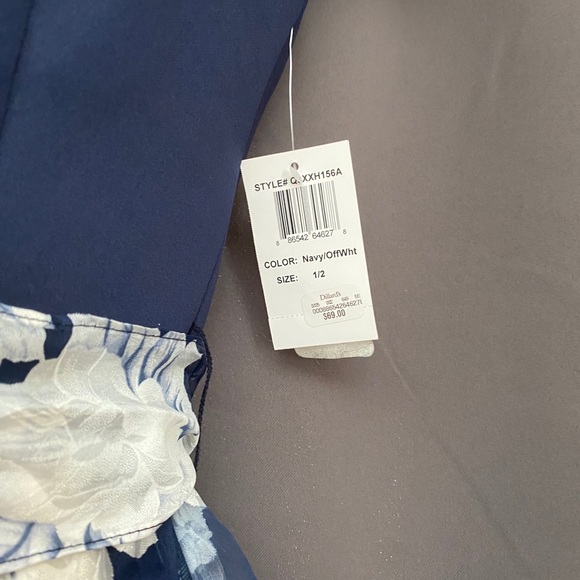 1/2 dress - Picture 7 of 8